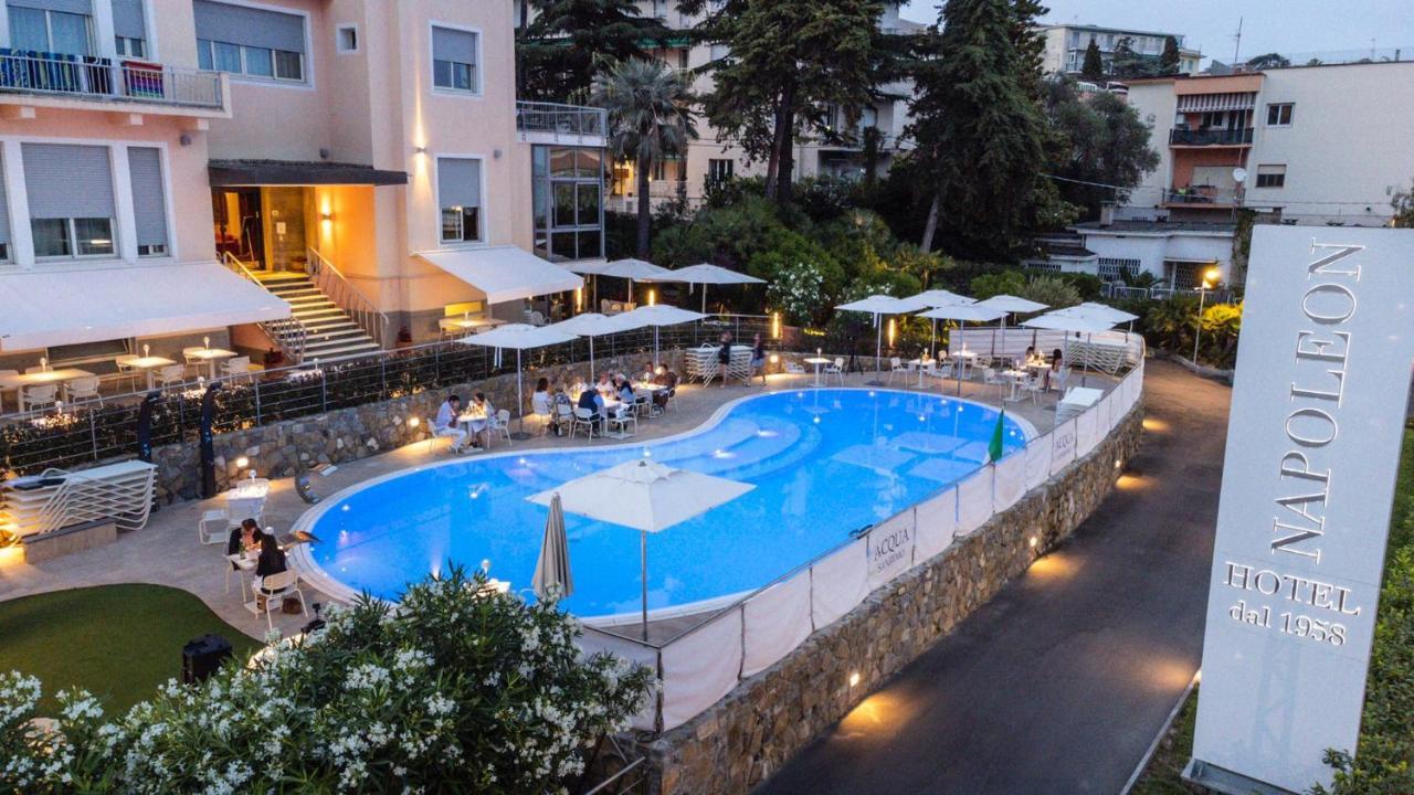 Hotel Napoleon Санремо Экстерьер фото