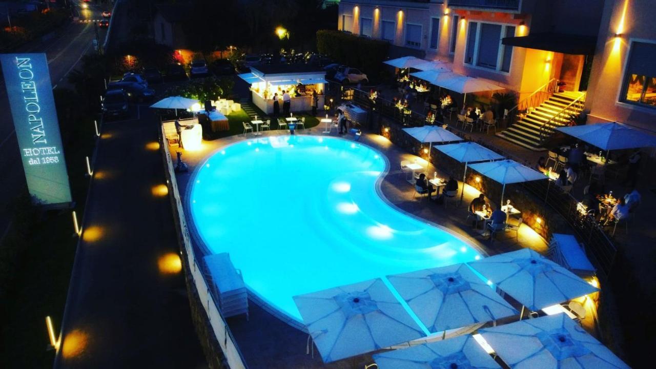 Hotel Napoleon Санремо Экстерьер фото