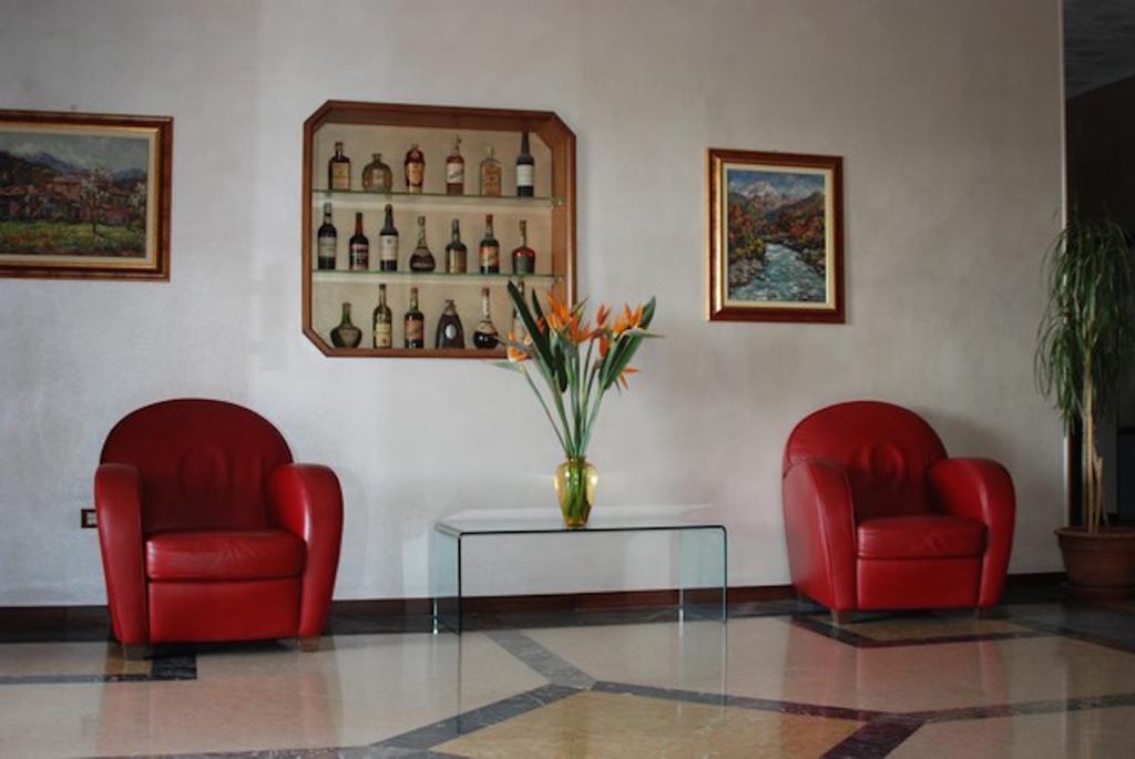 Hotel Napoleon Санремо Экстерьер фото